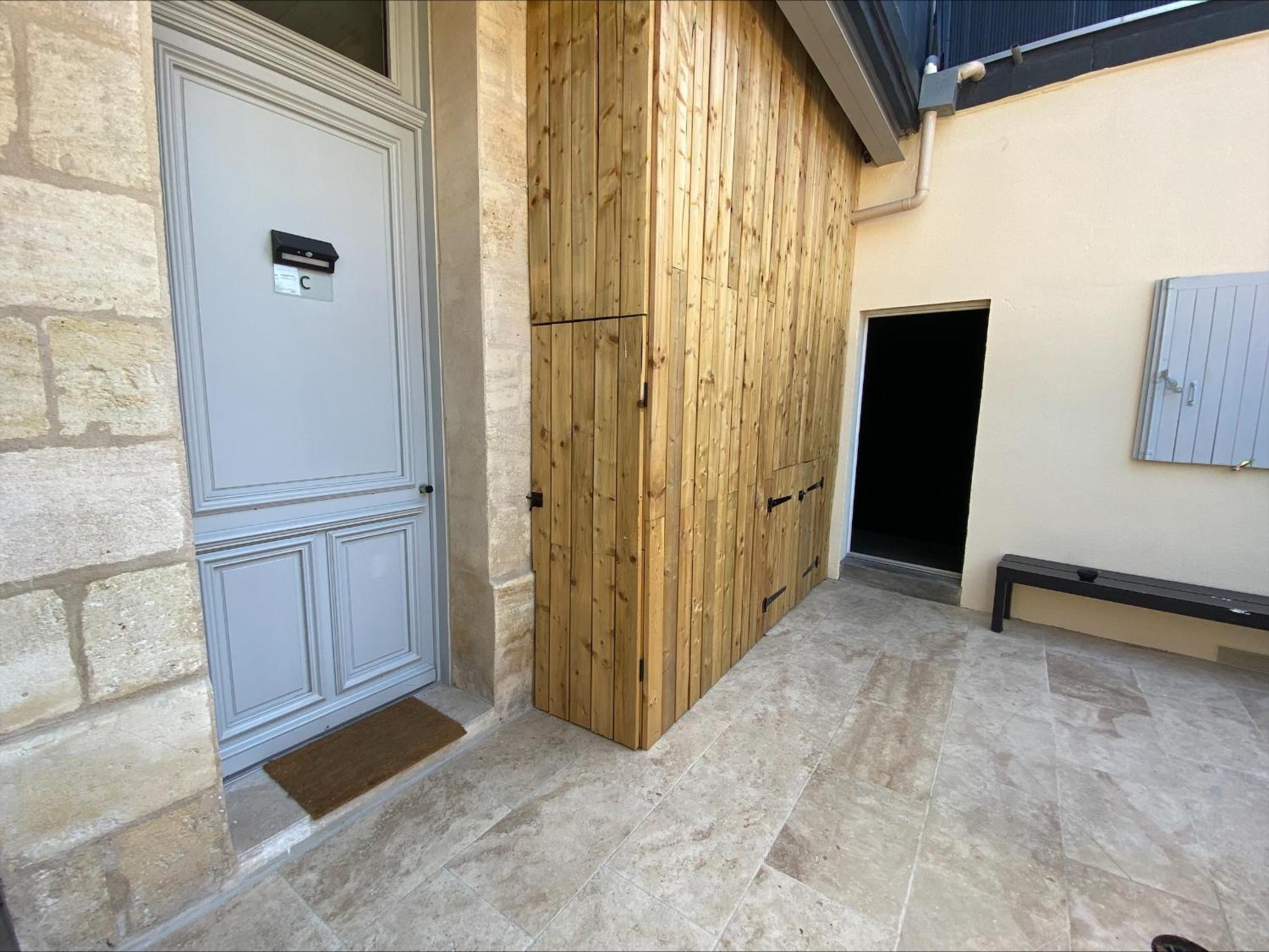 Mieuxqualhotel Jacuzzi Privatif La Retro Bordeaux Exterior foto
